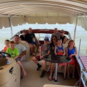 Meet your Posher, Denette